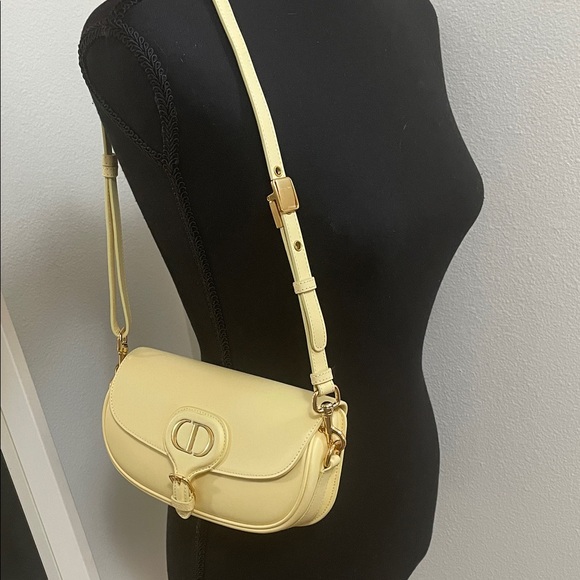 Dior Light Yellow shoulder bag with defects - Picture 1 of 12